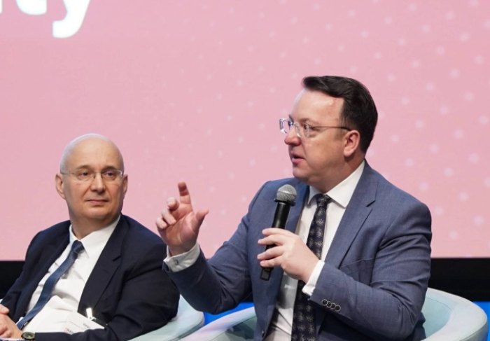 Николоски во Вашингтон: Инвестициите на коридорите во Македонија го комбинираат бизнисот и безбедноста