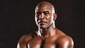 Ивандер Холифилд ги именува своите двајца најтешки противници