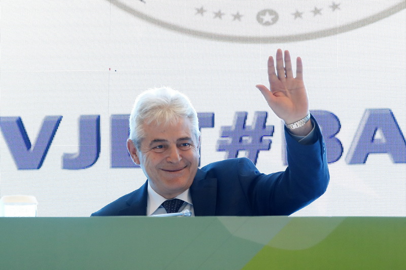 ДУИ бара зголемување на платите за 3.500 денари, замрзнување на цените и ваучери за превоз