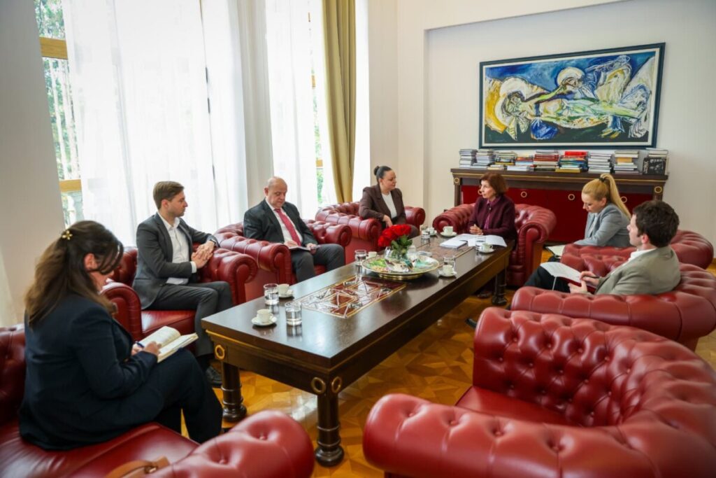 Средба со претставници на ИНОВА