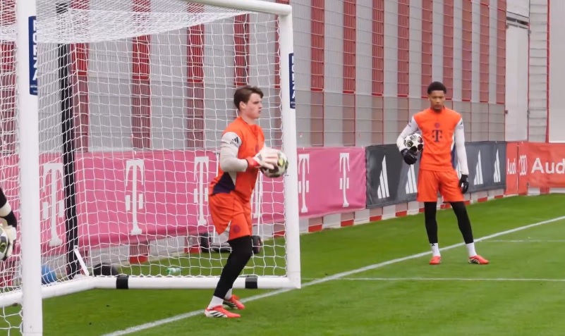 Добри вести за Баерн, барем еден голман се врати на тренинг