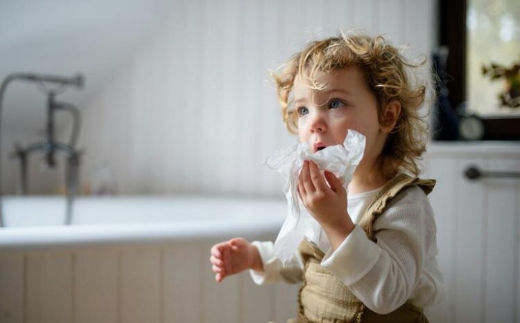 Едноставен трик од педијатар помага децата побрзо да ја пребродат настинката