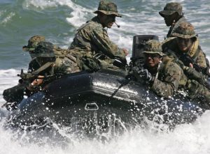 ВИДЕО: Започнува инвазијата на Иран? Маринци се упатуваат кон Блискиот Исток