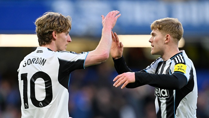 Не се само Тонали и Бруно Гимараеш, Манчестер јунајтед мерка и трет фудбалер на Њукасл