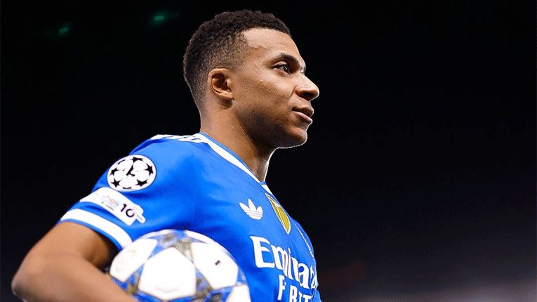 Мбапе морал да „лаже“ поради Реал околу случајот со повредата на коленото