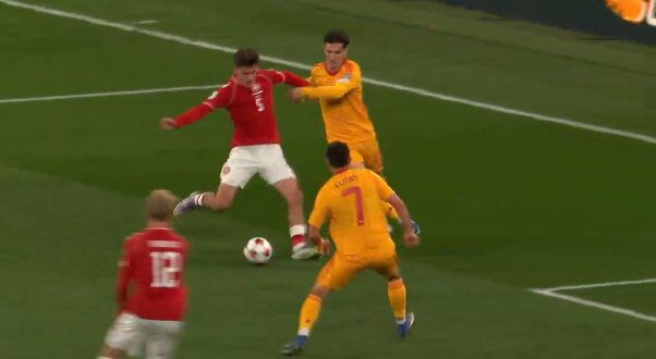 Нула во Копенхаген по првото полувреме