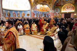 Албанскиот архиепископ во САД ги собра епископите од другите цркви