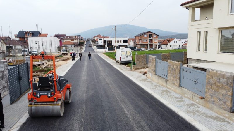 Комплетно завршено асфалтирањето на улица „103“ во Јака