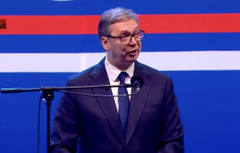 Српскиот претседател Вучиќ прогласи победа, локалните избори ги обележаа тепачки, напади и обвинувања за купени гласови