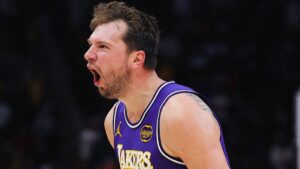 На Дончиќ му се заканува суспензија и губиток од 300.000 долари! (ВИДЕО)