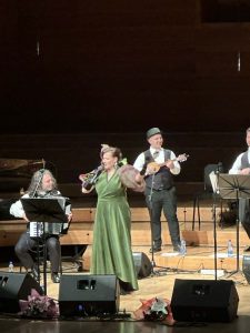 Енергија, емоција и традиција – незаборавна вечер со Љубојна синоќа во Македонска филхармонија