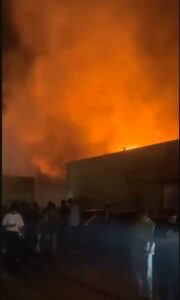 ВИДЕО: Пожар уништи дискотека во Германија, 750 посетители успеаја да избегаат