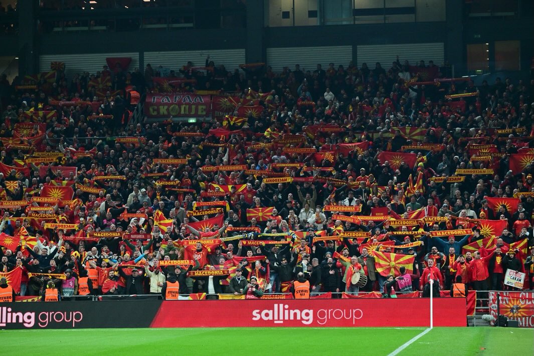 ФФМ се заблагодари на навивачите, но тие „распалија“ поради еден потег на играчите (Видео)