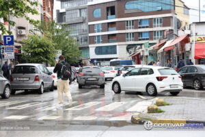 За повеќе ред на улиците во Гостивар планирано ново „пајак“ возило и проширување на зонски паркинг