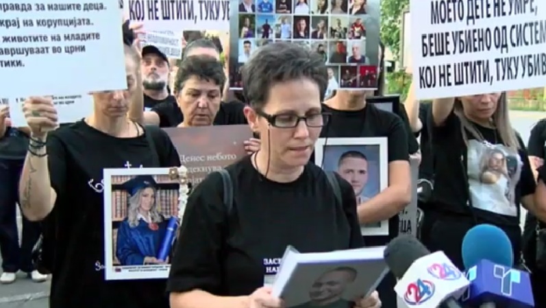 Во Кочани денеска продолжува одбележувањето на годишнината од трагедијата во дискотеката „Пулс“