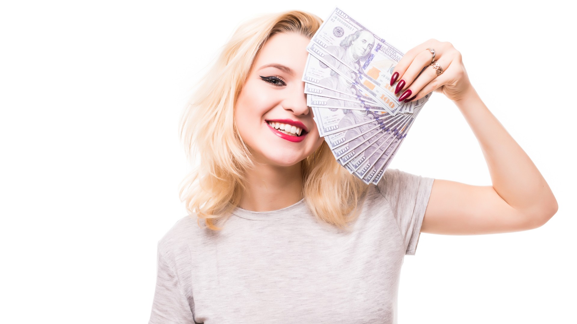 Парите конечно почнуваат да им се лепат: Од денес, 4 хороскопски знаци привлекуваат моќно изобилство