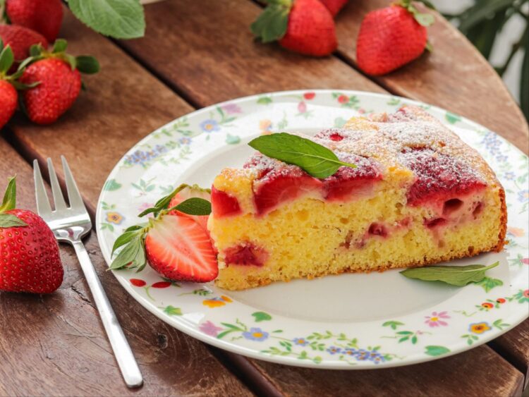 РЕЦЕПТ НА ДЕНОТ: Старински колач кој мириса на пролет