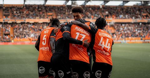 ВИДЕО: Ленс „се лизна“ кај Лориент и му направи услуга на ПСЖ