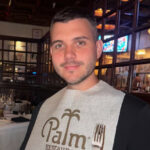 (Фото) Виктор Живојиновиќ наполни 28 години: Бренa и Нина Бадриќ му пееле на прославата