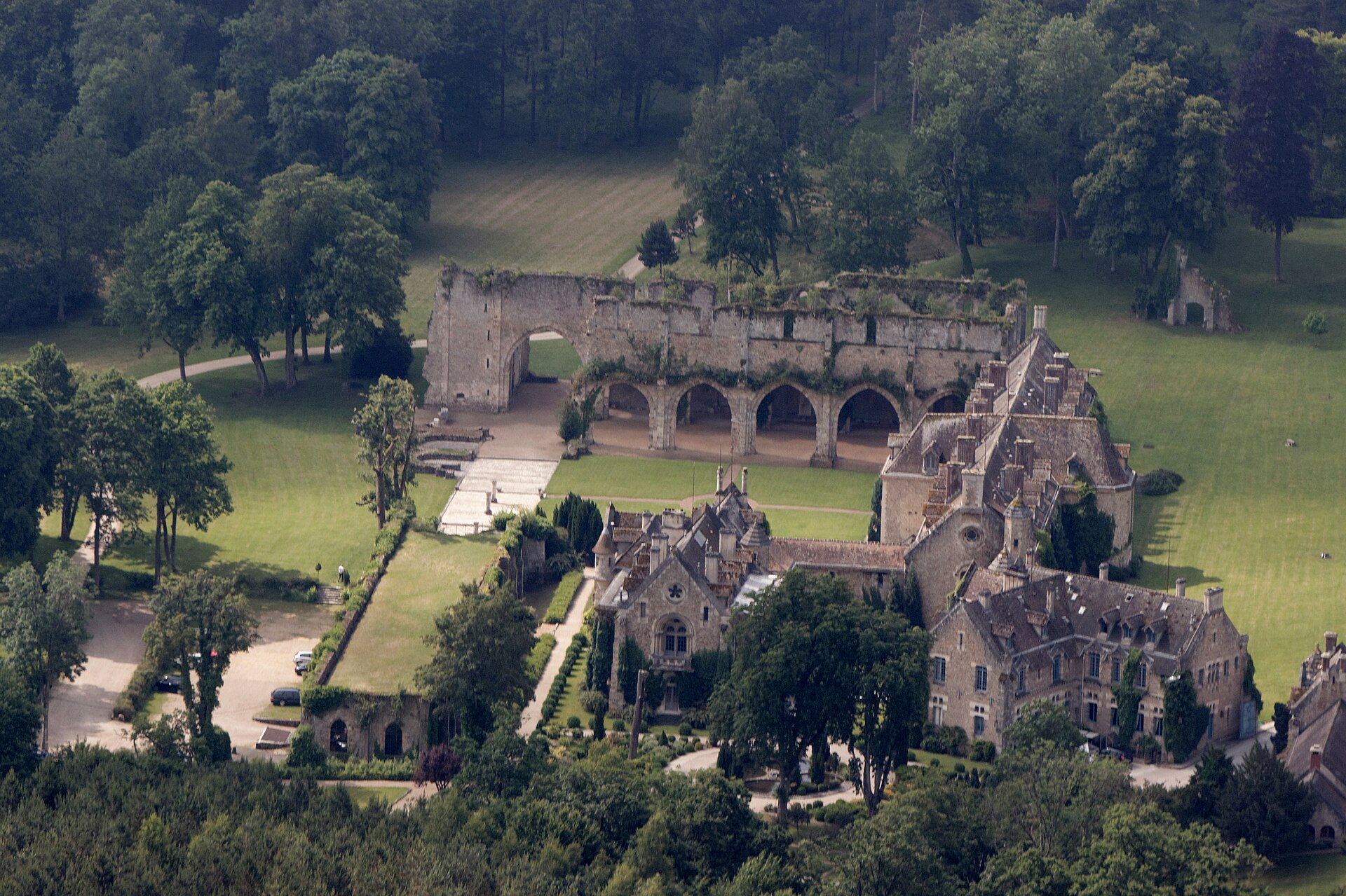 Г7 ЗЕМЈИТЕ ЗАГРИЖЕНИ – ВАШИНГТОН Е НЕПРЕДВИДЛИВ: Во сенка на војната, во Франција почнува самит на најразвиените