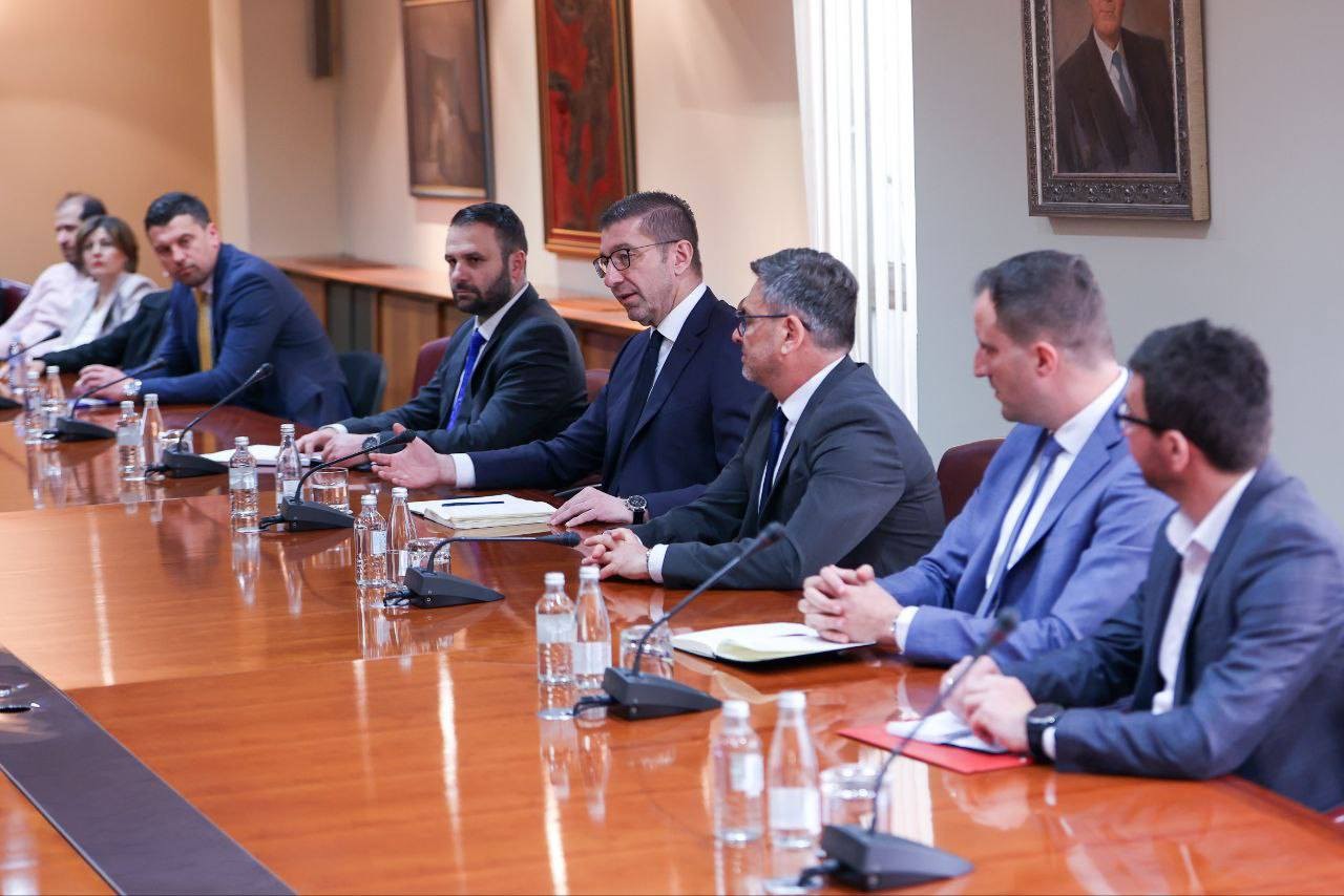 Мицкоски: Со преставниците на маркетите заклучивме дека треба да има фер цени на производите