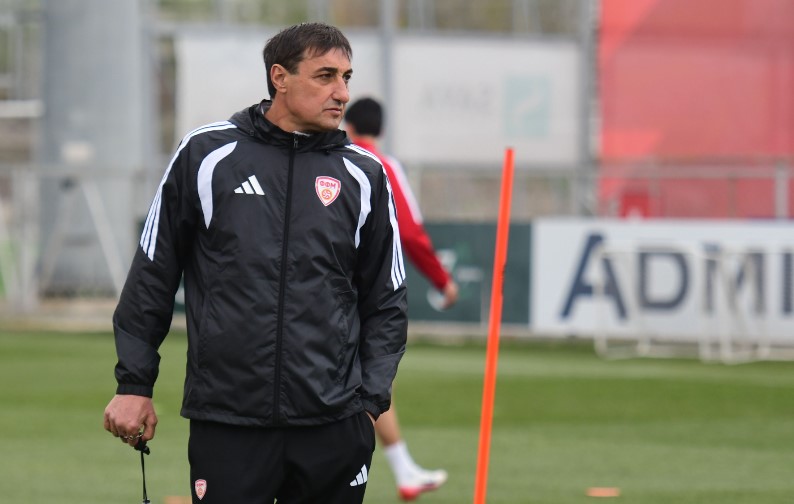 “Во репрезентацијата никој нема загарантирано место, Трајковски не е физички спремен!”