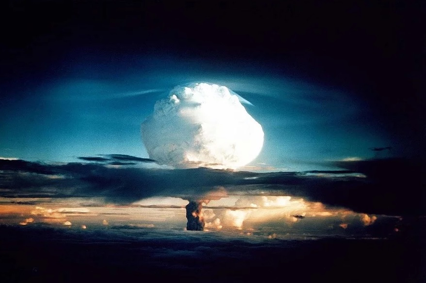 ВИДЕО „Војната на Блискиот Исток влезе во опасна фаза“: Трамп со ултиматуми, Нетанјаху и Папата со важни апели