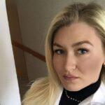 Една приказна дома, друга во училиште – каде ја губиме вистината?