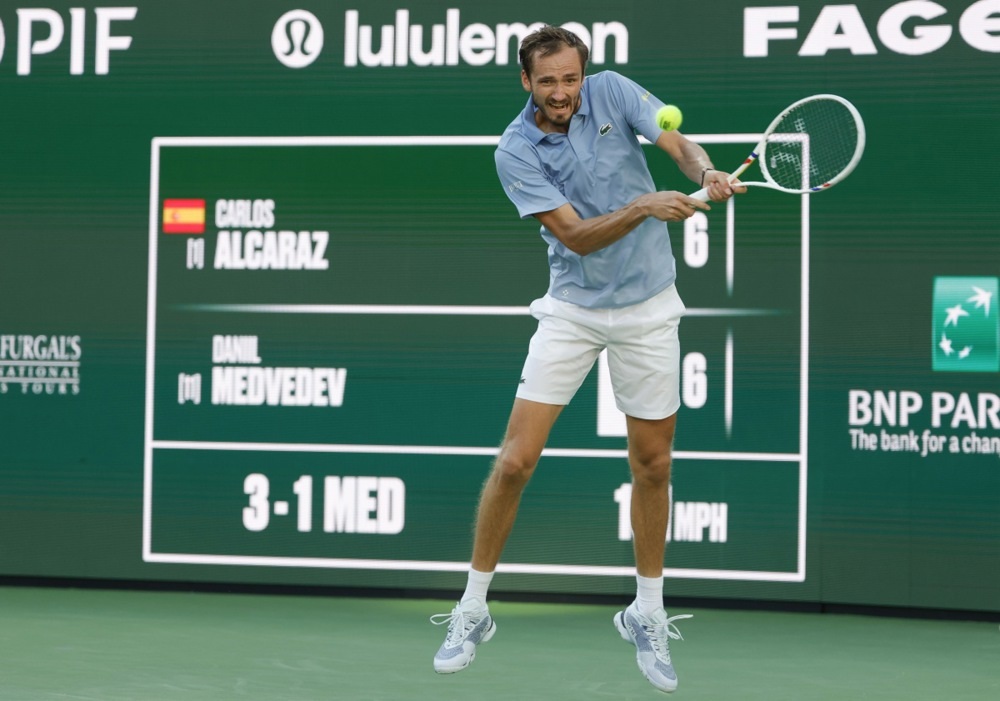 Прв пораз за Алкараз во 2026, Медведев ќе се бори за трофејот во Индијан Велс
