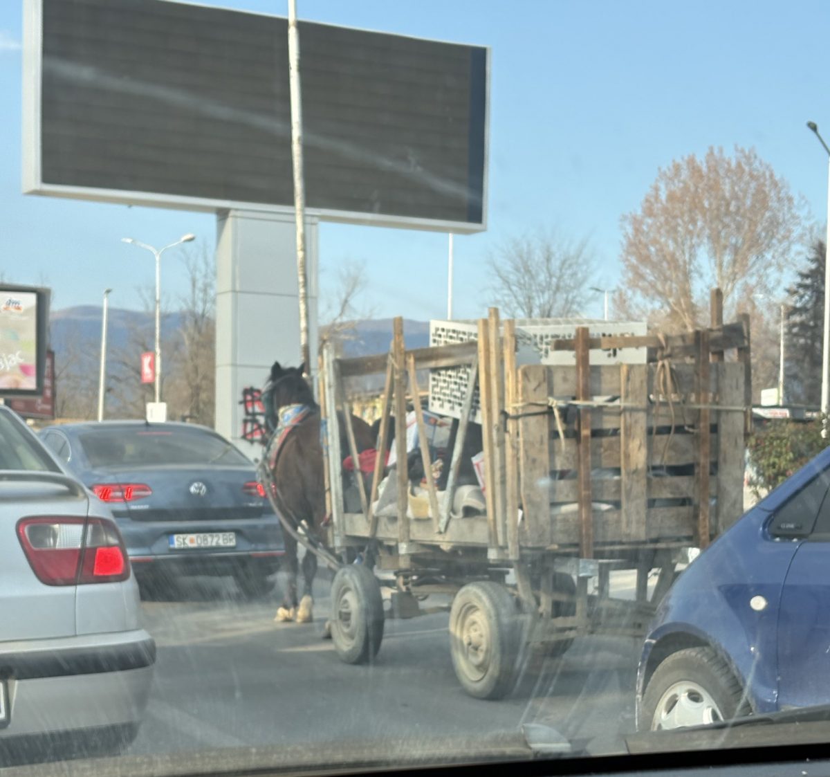 Скопски одговор и на Сејф сити и на кризата со гориво во исто време