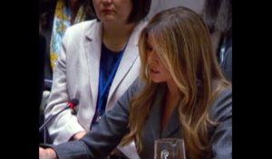 (ВИДЕО) Заработил само 16 милиони – Документарецот за Меланија Трамп „признава пораз“: По лошите резултати во кината, се сели на стриминг услуга