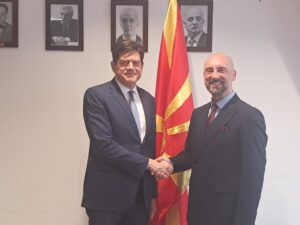 Савески денеска оствари средба со амбасадорот на Европската унија во земјава Михалис Рокас