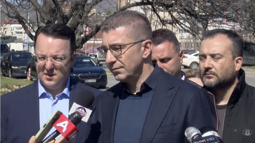 (Видео) Владата ќе го намали ДДВ-то за горива од 18% на 10%, а потоа и на 5% доколку цените продолжат да растат