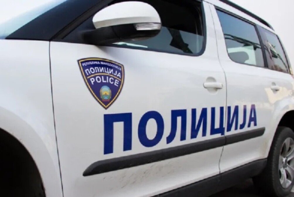 Две тешки сообраќајни несреќи во Скопје: повредени малолетничка и пешак