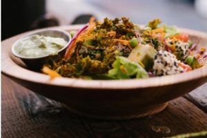 ШТО ТРЕБА ДА СЕ ЈАДЕ ЗА ВЕЧЕРА ЗА ОРГАНИЗАМОТ ДА СЕ РЕГЕНЕРИРА ВО ТЕКОТ НА НОЌТА? Не заборавајте на овие намирници