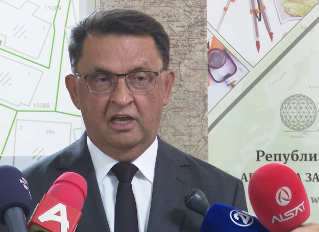 Наместо да одговори на прашање, Славески го нападна и омаловажи новинарот на Канал 5, оценува ЗНМ