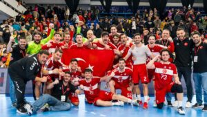 Турција ја „шокираше“ Романија во баражот за СП