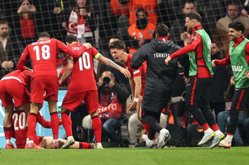 Турција ја реши Романија и обезбеди финале во плејофот за СП (ВИДЕО)