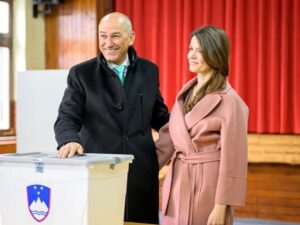 Напната изборна ноќ во Словенија – преброени 78 проценти од гласовите, Јанша е пред Голоб