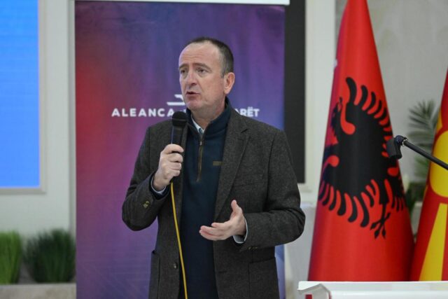 Таравари стравува од „Букурешт 2008“: Македонија влегува во „Бермудски триаголник“ со Косово и БиХ