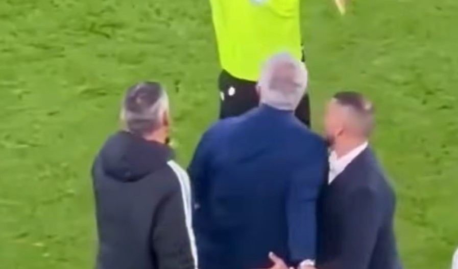 Мурињо пак правеше шоу, еве што направи (ВИДЕО)