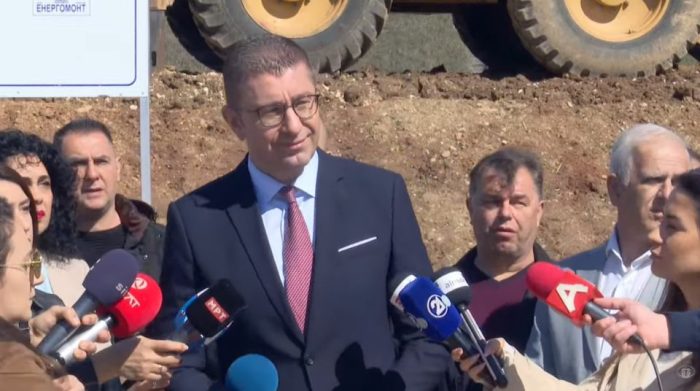 МИЦКОСКИ: Факт е дека имаме убедливо најниска цена на нафтата, голем број граѓани од соседните земји доаѓаат да точат дизел кај нас