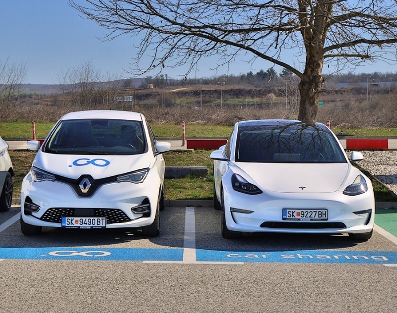 TESLA Model 3 пристигна во флотата на Avant2Go