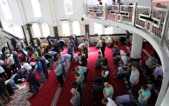 Муслиманите го слават Рамазан Бајрам