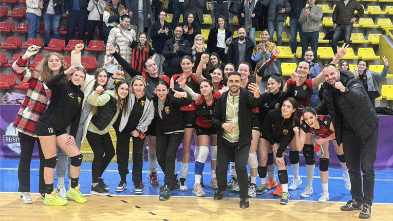 Кај мажите ист Ф4 како лани, одбојкарските Куп сензации се кај жените