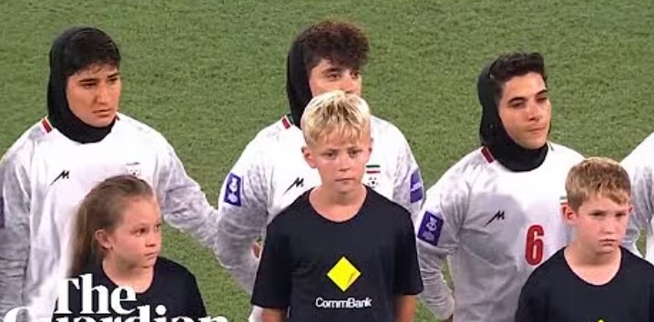 Ираннските фудбалери не ја пееле химната, се бараат строги казни