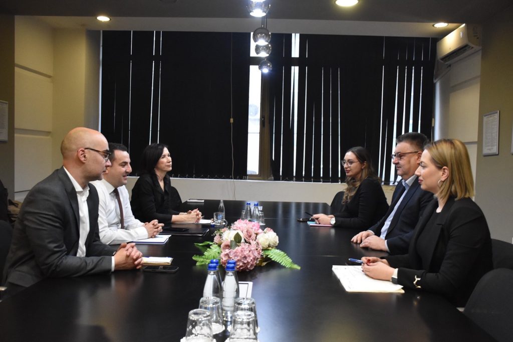 Јакнење на интегритетот во јавната администрација – средба на Минчев со претседателот на ДКСК, Адем Чучуљ