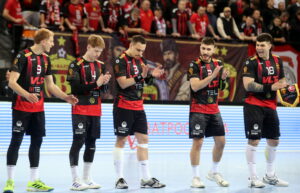 ЕКИПА 1Х2: Сингл и тикет на денот