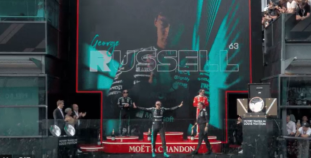 Мерцедес доминираше на првата трка во Ф1 во новата сезона, болидите на Ферари беа веднаш зад двајцата најбрзи