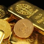 Несигурни времиња, стара навика – Македонците повторно штедат во злато